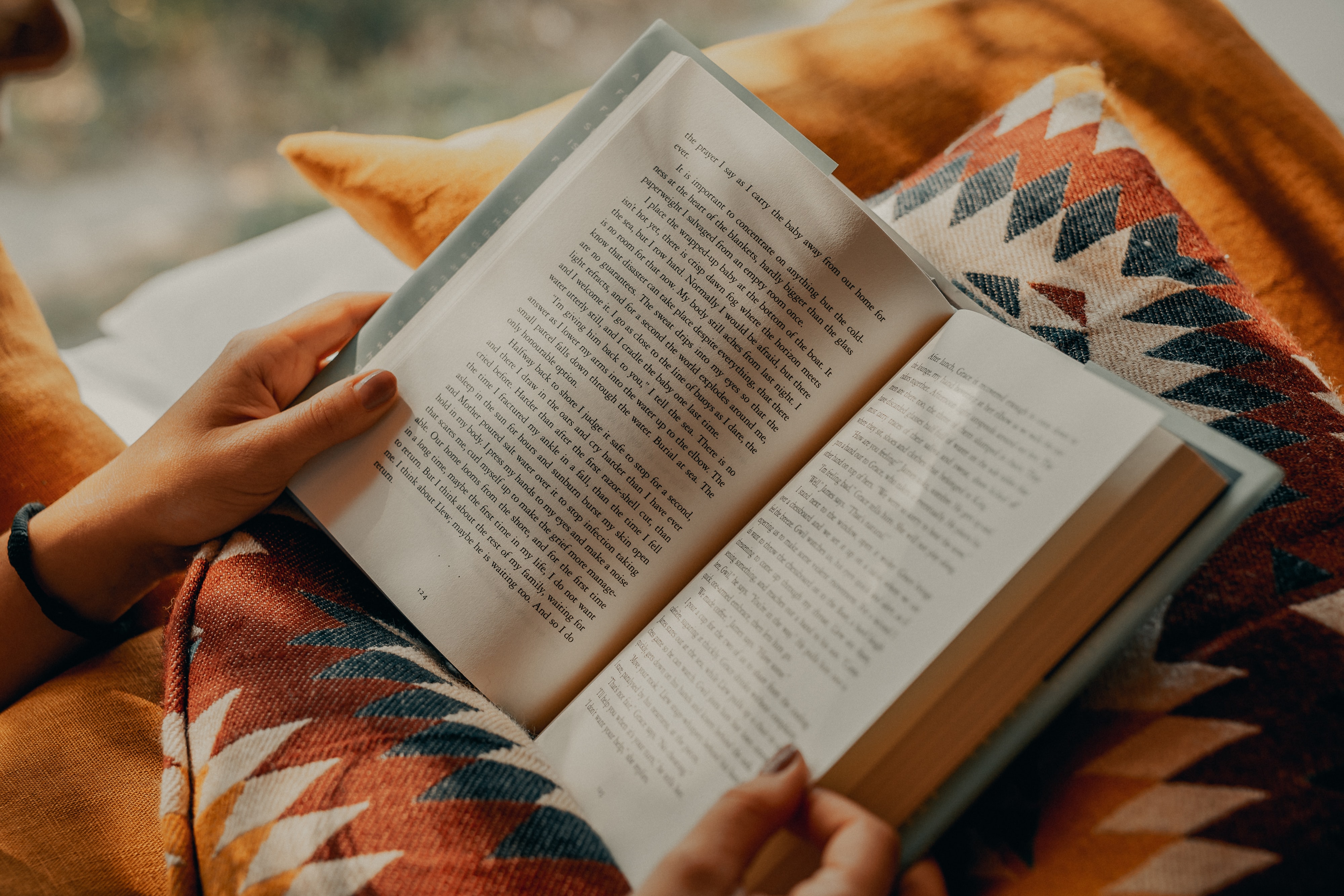 8 Ways to Make Reading a Rewarding Habit Again